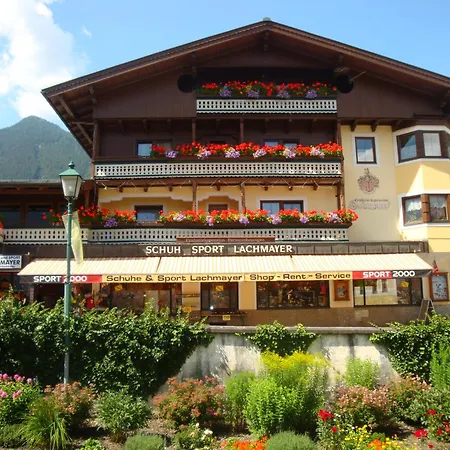 Lachmayer Guest house *